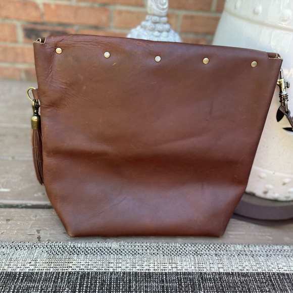 Unique handmade vintage Large leather tote/ crossbody bag - Picture 4 of 16